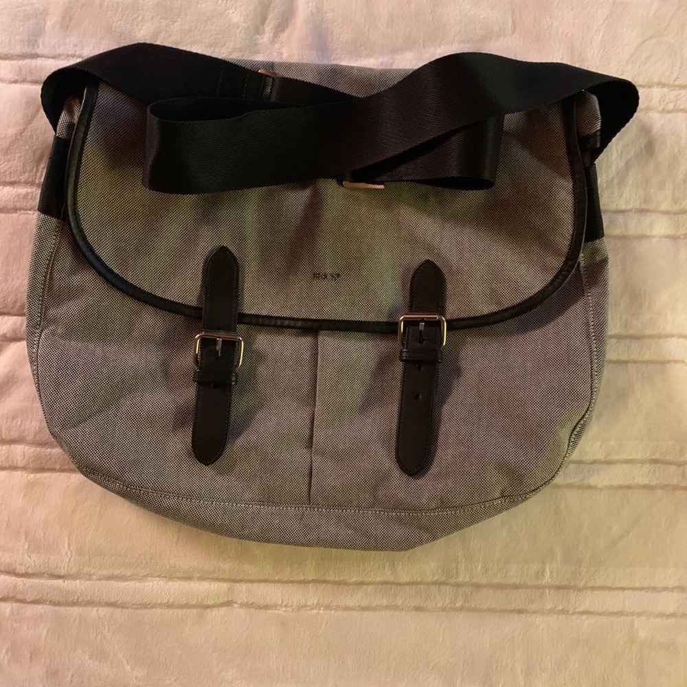 Brics travel satchel